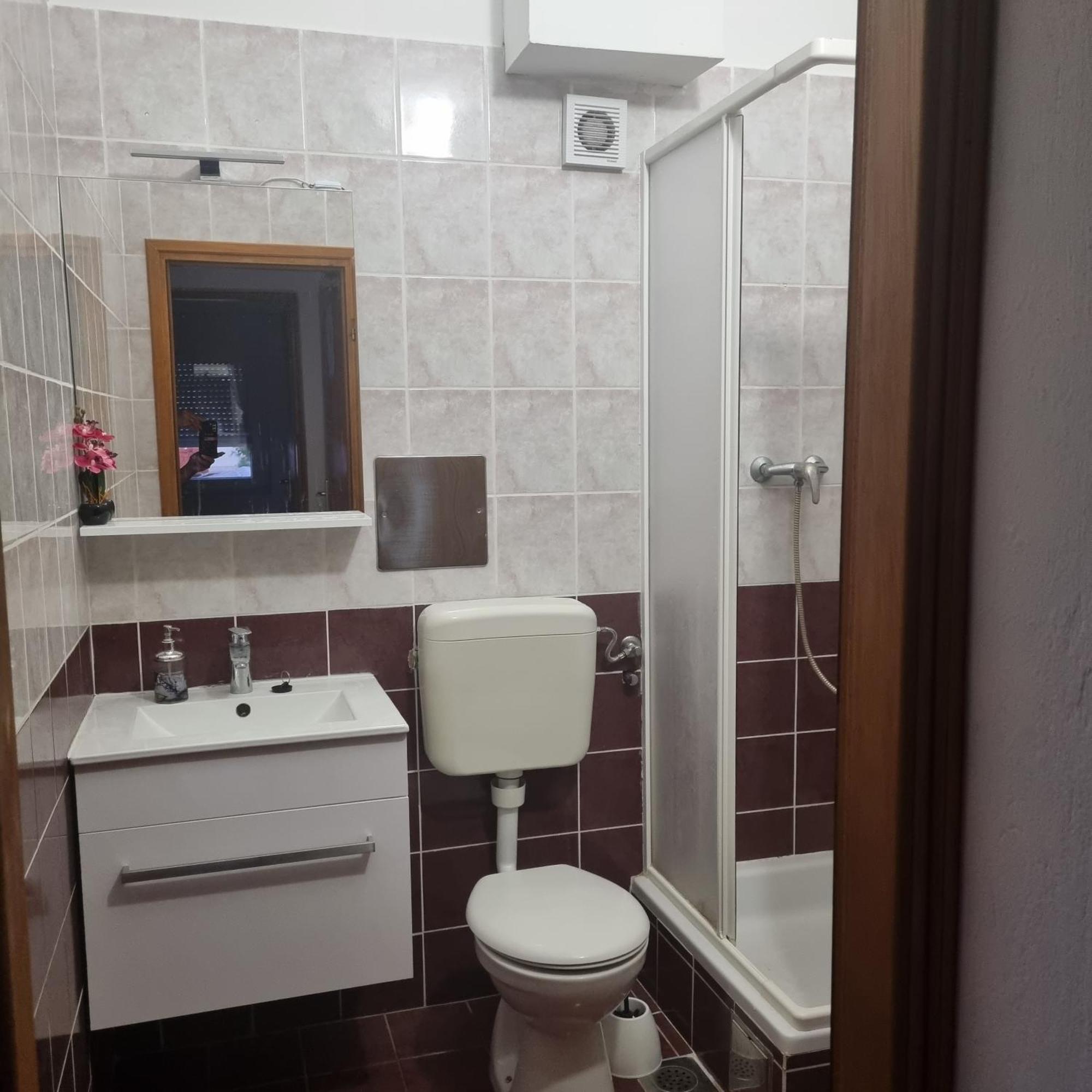 Apartments Nada Vir Εξωτερικό φωτογραφία